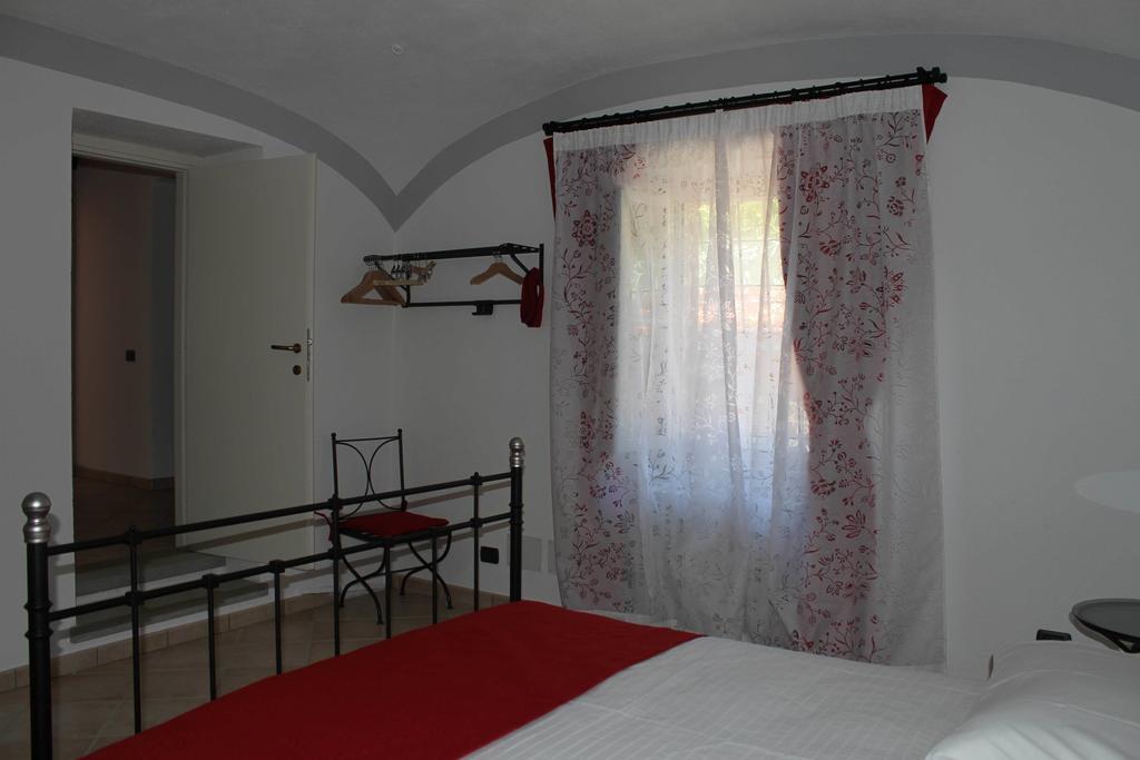 Briaglia B&B Bricco Fiore الغرفة الصورة